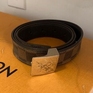 Louis Vuitton Dark Brown Leather Belt - Daimer Checker pattern
